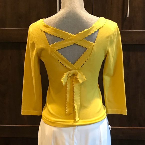 SOLD- NWT- Authentic Yellow Valentino - Picture 2 of 8